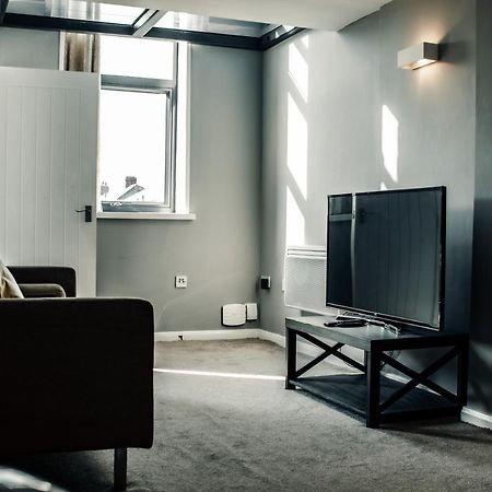 Dealhouse-Apartments 5 Χάντερσφιλντ Εξωτερικό φωτογραφία